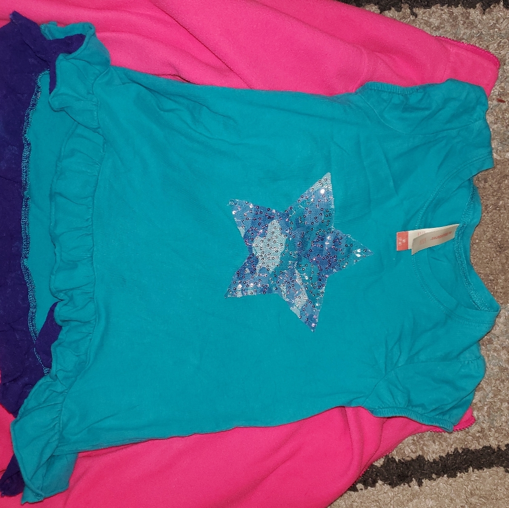 Shirts - Picture 4 of 5